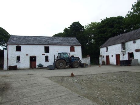 Grants for farmers to conserve traditional farm buildings image